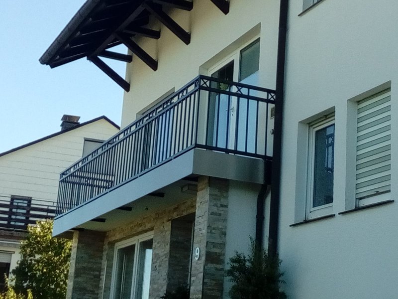 Balkongeländer pulverbeschichtet für den Balkon zu Hause - Schröder Bestwig